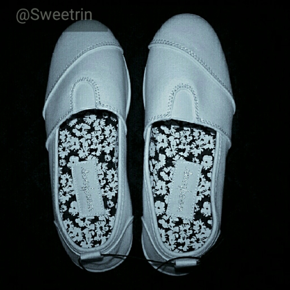 New White Canvas Slip on Shoes